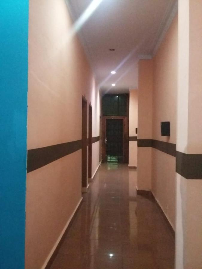 Reddoorz Near Yuki Simpang Raya Mall Medan 2 Ngoại thất bức ảnh